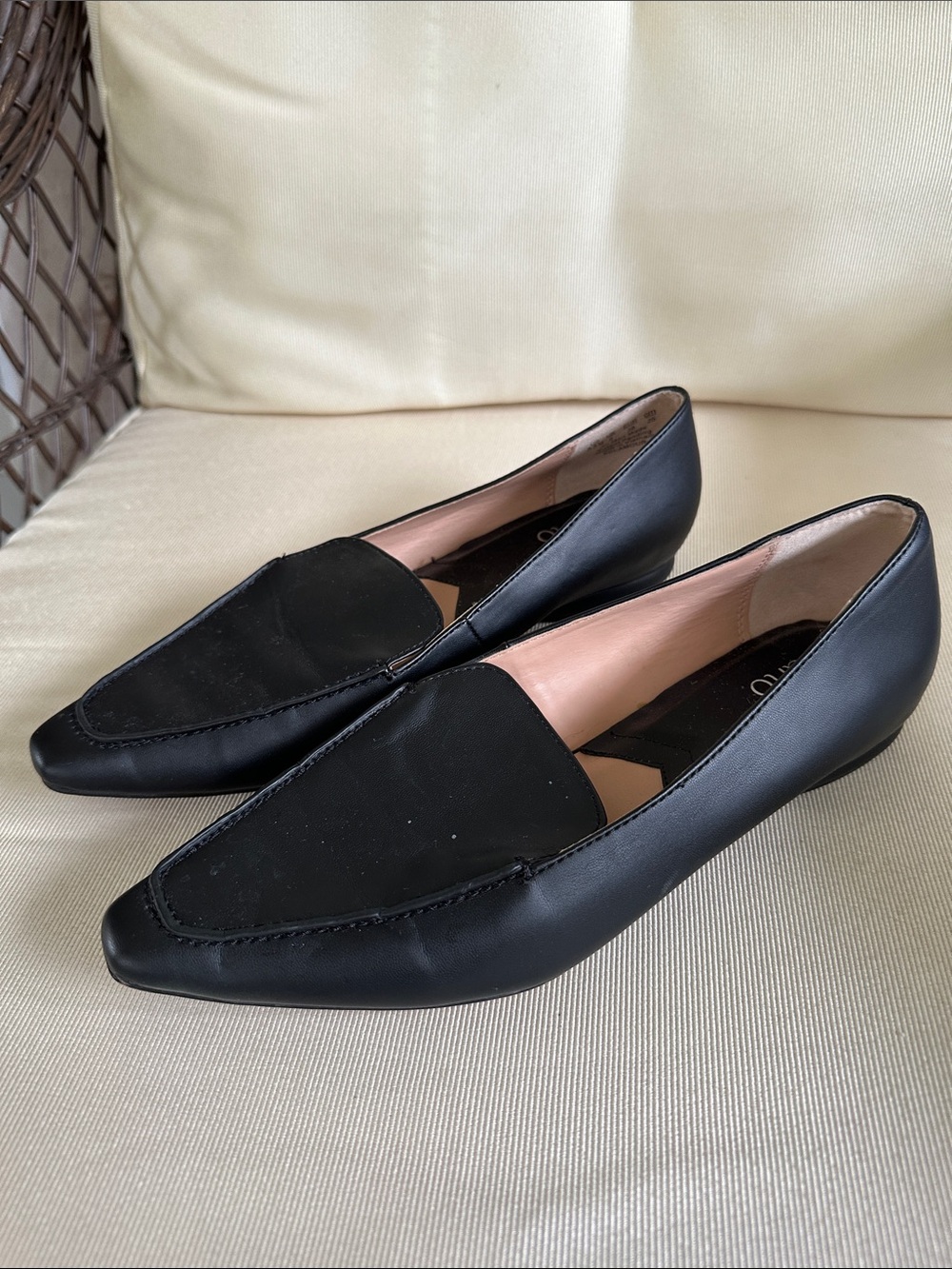 Franco Sarto Belamour Black Pointed Loafer Flats size 8.5 - Picture 2 of 10